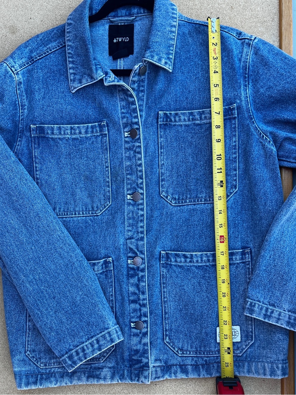 NWOT - atwyld The escapade denim jacket with 6 pockets. Size Large - Picture 5 of 7